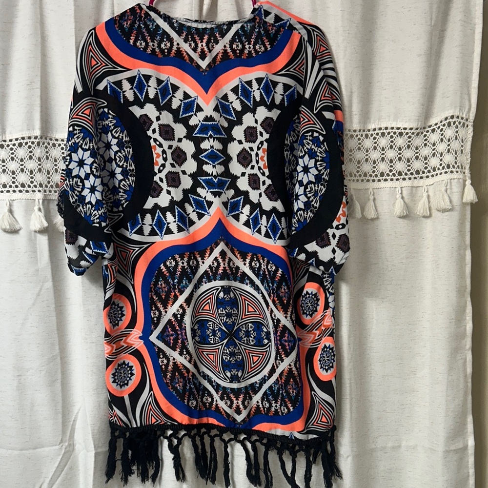 Wishful Park Aztec Print Open Kimono in Navy, Coral & White - Picture 4 of 4